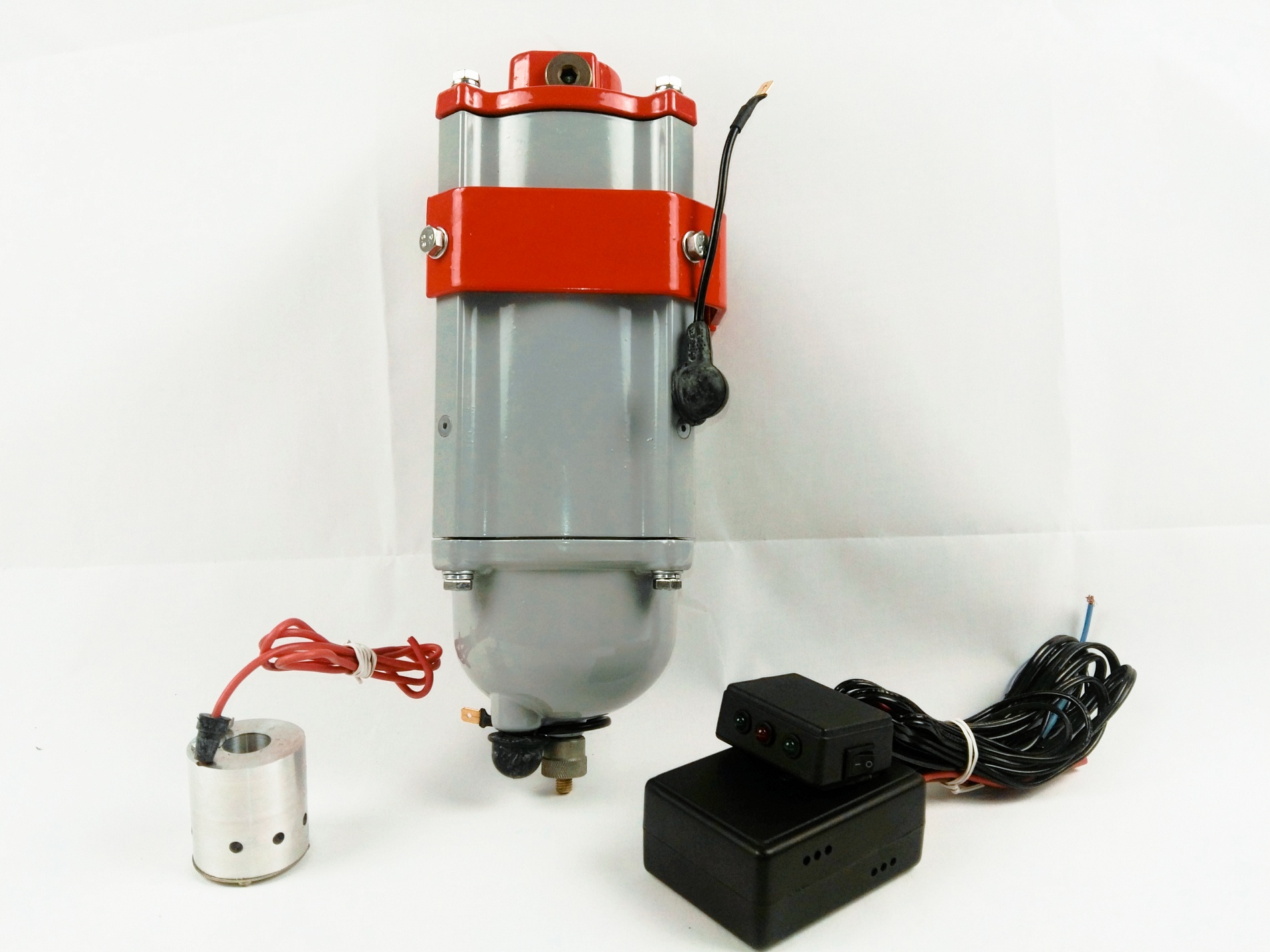 Фильтр - сепаратор ТФС - 2020А/2410 - Премиум "Арктика" с подогревом топливозаборника.