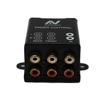 Преобразователь AUDIO NOVA LSC.1 2-х каналов RCA в 4 канала RCA с рег. Фронт-Тыл